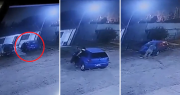 Video: robaron un auto en Lisandro Olmos y lo empujaron varias cuadras para escapar