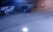 A paso lento pero seguro, así se robaron un auto