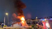 El incendio de un lujoso barco en Saint-Tropez generó humo y rumores
