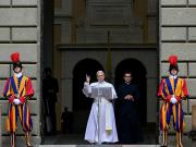 El papa León XIV lanzó un mensaje contra las guerras en el Angelus desde el Palacio Pontificio de Castel Gandolfo