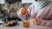 ¿Buscás relajarte? La infusión natural rica en antioxidantes que gana popularidad este invierno