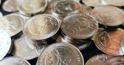 Cómo son las monedas de 5 pesos que se compran por más de $850.000 y dónde venderlas