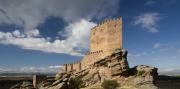 El castillo de Guadalajara que sorprende por su historia y ubicación