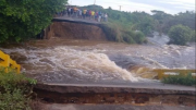 (VIDEO) Fuertes precipitaciones en Apure. Colapsa puente que comunica a las poblaciones de Bruzual y Mantecal