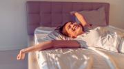 El significado de dejar la cama desarmada al despertar, según la psicología