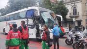 Chocaron dos colectivos en el Metrobús de avenida Cabildo: hay heridos