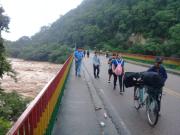 Tarija: Más de 15.000 argentinos entran por día a Bermejo en busca de mercadería