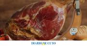 Insólito: intentó robarse un jamón crudo entre sus prendas de un supermercado y fue descubierto