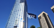 Juicio por YPF: suspenden temporalmente el fallo que ordena entregar las acciones