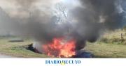 Dos personas murieron calcinadas luego de volcar con su auto en Ruta 2