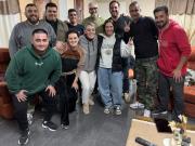 Escándalo en La Pampa: sancionan a un policía con 10 días de arresto por sacarse una foto haciendo la V peronista