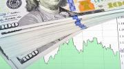 El dólar oficial cayó y se alejó de los $1.300 ante intervención en futuros y en el mercado de pesos