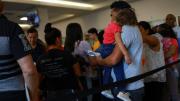¡Riesgo de deportación! Se reabren casos migratorios por USCIS: ¿Qué opciones tienes?
