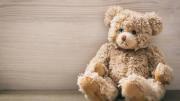 En California arrestan a un hombre por macabra broma con un oso de peluche de carne humana: esto fue lo que sucedió