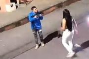 (VIDEO) Un hombre asesina a una mujer con un fusil en México, el crimen queda videograbado