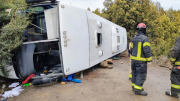 Fuerte vuelco de un colectivo en Villa Traful sobre Ruta 65: hay 5 heridos graves
