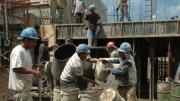 El empleo registrado se recuperó en abril pero los salarios se ubicaron por debajo de noviembre de 2023