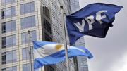 Suspendieron preventivamente la orden de entrega de acciones de YPF