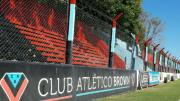 Brown de Adrogué separó a un DT tras una denuncia por mensajes a un jugador menor de edad