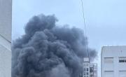 Incendio en el centro de La Plata y el fuego mete miedo: fotos, videos y el dramático relato de los vecinos evacuados por el incendio