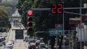 Los vamos a buscar: Instalarán cámaras en los semáforos de Caracas para detectar infracciones