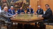 El Gobierno define si rompe el hielo con gobernadores en la Exposición Rural