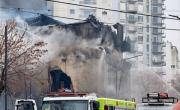 Lo que el fuego se llevó: incendio, derrumbe y un miércoles casi trágico con La Plata de tendencia nacional