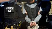 OnlyFans para salvarse de la deportación: La desesperada medida de migrantes detenidos en EEUU