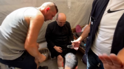 Bombardeo en Gaza alcanza única iglesia católica: dos muertos y cuatro heridos, incluido el párroco argentino Gabriel Romanelli
