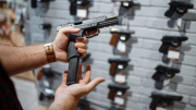 Habilitaron el trámite digital para ser legítimo usuario de armas de fuego: quiénes pueden solicitarla