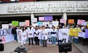 Ante los ataques de Milei, el Garrahan para y espera una marcha histórica