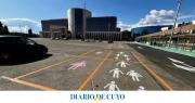 Polémica en España por la implementación de playas de estacionamiento exclusivas para mujeres
