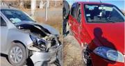 Fuerte choque en una importante esquina de Caucete: una familia fue asistida