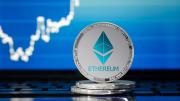 Las criptomonedas operan en alza en una semana clave y Ethereum se dispara por entradas récord en ETF