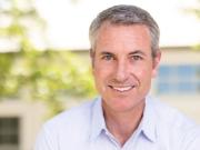 Quién es Andy Byron, el CEO que fue escrachado in fraganti en un show de Coldplay