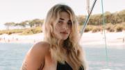 Desde Ibiza, Martita Fort tiene la microbikini taparrabos furor del verano europeo