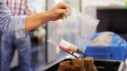 ¿Fin del límite de 100 ml? TSA planea flexibilizar reglas para líquidos en vuelos