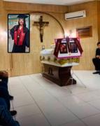 Familiares lloran y claman por justicia ante femicidio de joven estudiante en Caricuao