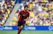 Muralla boliviana: Efraín Morales, imparable en la zaga