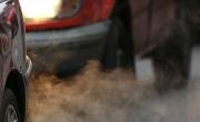 ¿Cómo los autos provocan contaminación con el monóxido de carbono?