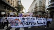 Marcha del Garrahan: trabajadores, médicos, residentes y gremios se movilizaron a Plaza de Mayo