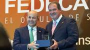 Fedecámaras entregó reconocimiento al empresario José Simón Elarba