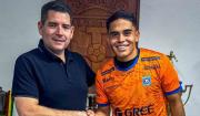 Presentan a Adrián Pacheco, denunciado por edad falsa