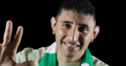 Hinchas de Gimnasia colgaron un cartel en la sede del club pidiendo la vuelta de Alan Ruiz