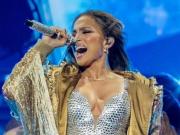 Un fan le propuso casamiento a Jennifer López en pleno recital y ella respondió: Lo intenté varias veces y ya fue