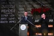 Con Milei presente, el presidente de la AMIA reclamó por Nisman en el acto a 31 años del atentado