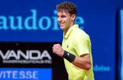 Juan Manuel Cerúndolo derriba a Casper Ruud y avanza a las semifinales en Gstaad