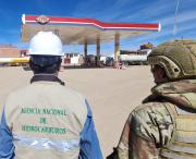ANH señala incrementar entrega de combustible en Tarija ante alta demanda y largas filas