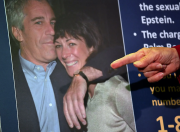 El Departamento de Justicia solicita a la corte de Manhattan que revele el testimonio de Epstein ante el gran jurado