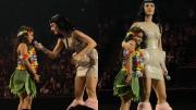 VIDEO: El conmovedor gesto de Katy Perry con una niña mexicana en medio de la campaña antimigrantes de Trump
